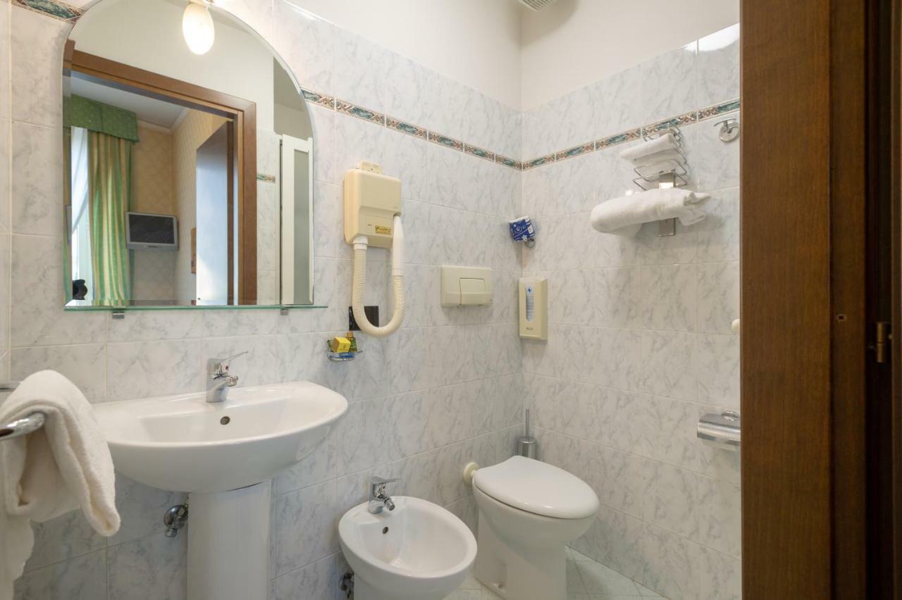 פירנצה Hotel Boccaccio מראה חיצוני תמונה