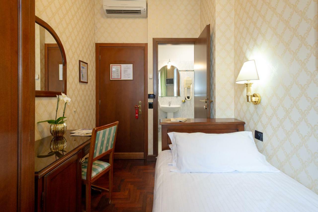 פירנצה Hotel Boccaccio מראה חיצוני תמונה